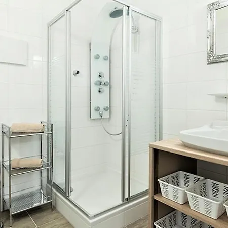 Villa Seefeld Panorama Apartmentsuite 12 דירה